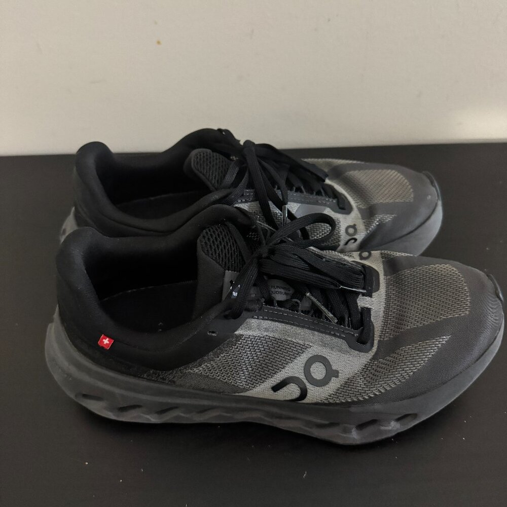 Women's On Cloud Shoes - Black - Size 7 - Picture 5 of 7